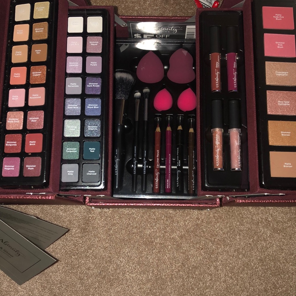 Ulta beauty glam & glow 53 piece collection